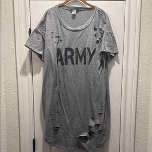 Fashion Nova Gray Top